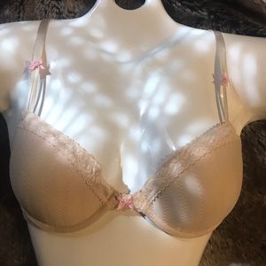 Nude zipper stripe bra